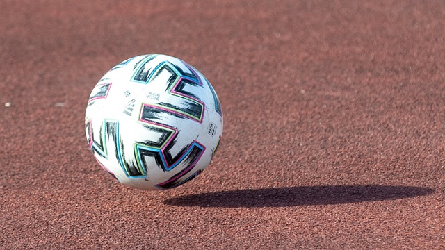 庫里讚賞東 庫里讚賞東